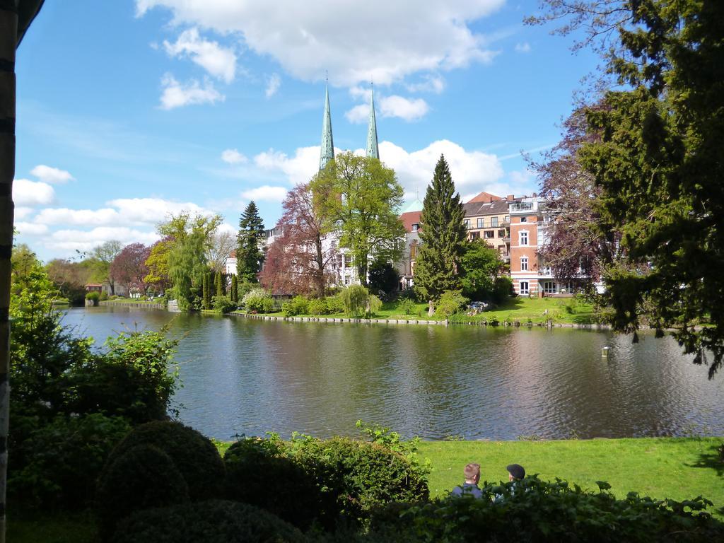Hotel Am Muehlenteich Любек Екстер'єр фото