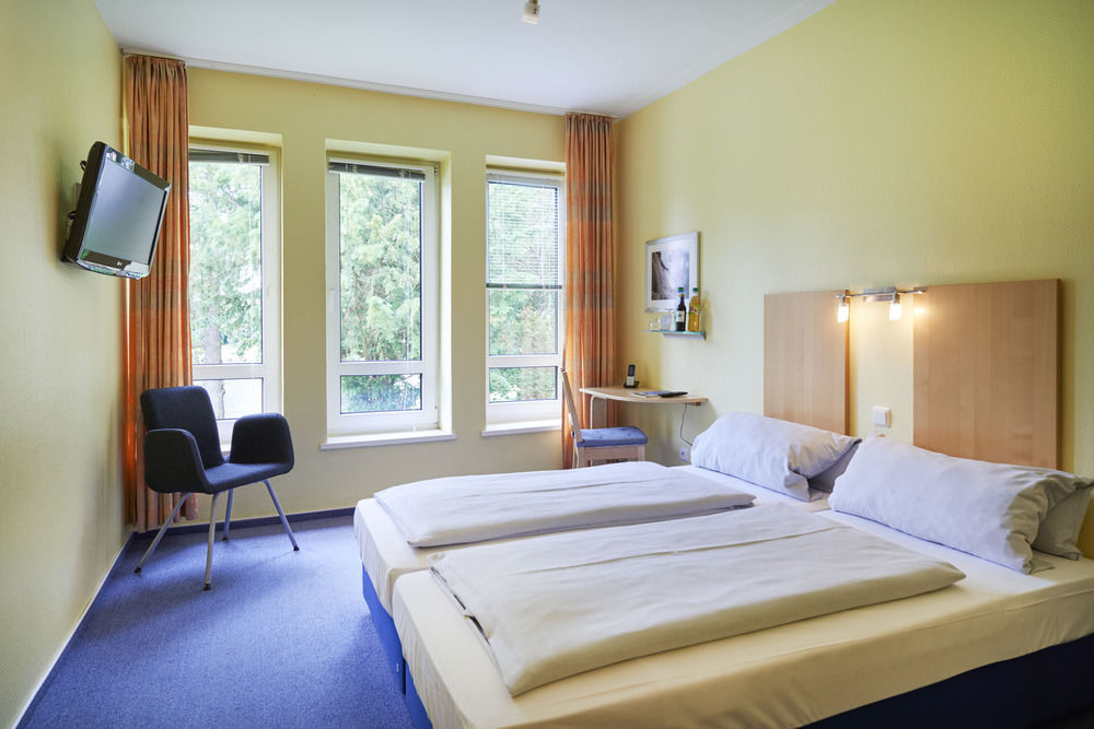 Hotel Am Muehlenteich Любек Екстер'єр фото