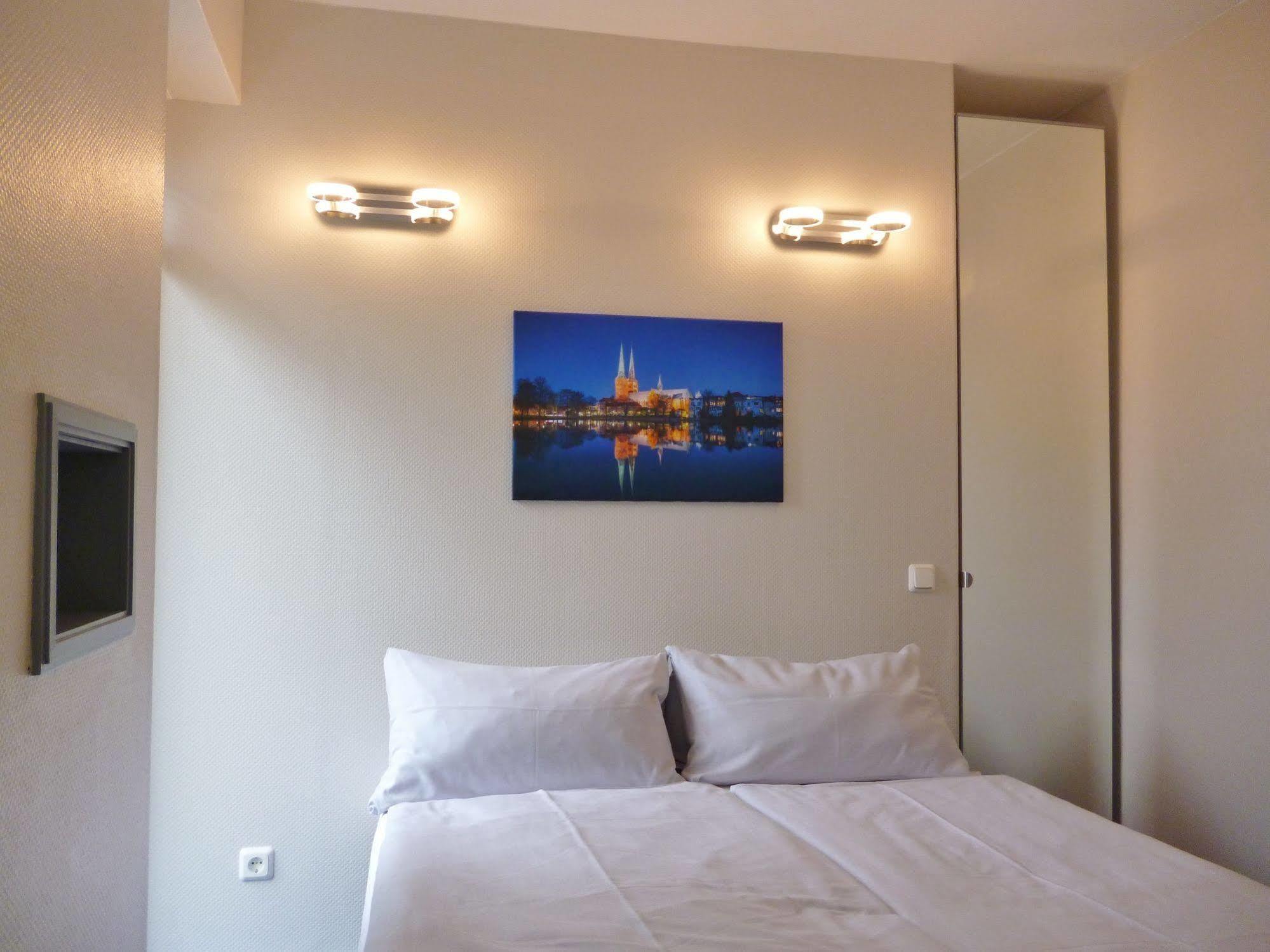 Hotel Am Muehlenteich Любек Екстер'єр фото